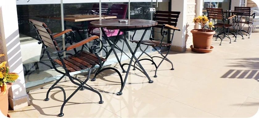 French Bistro Folding Arm Chair