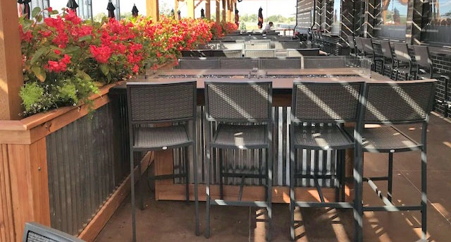 Outdoor Aluminum Bar Stool With Woven Seats And Backs Installation