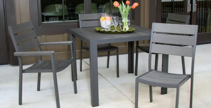 Outdoor Aluminum Faux Wood Restaurant Table Installation 2
